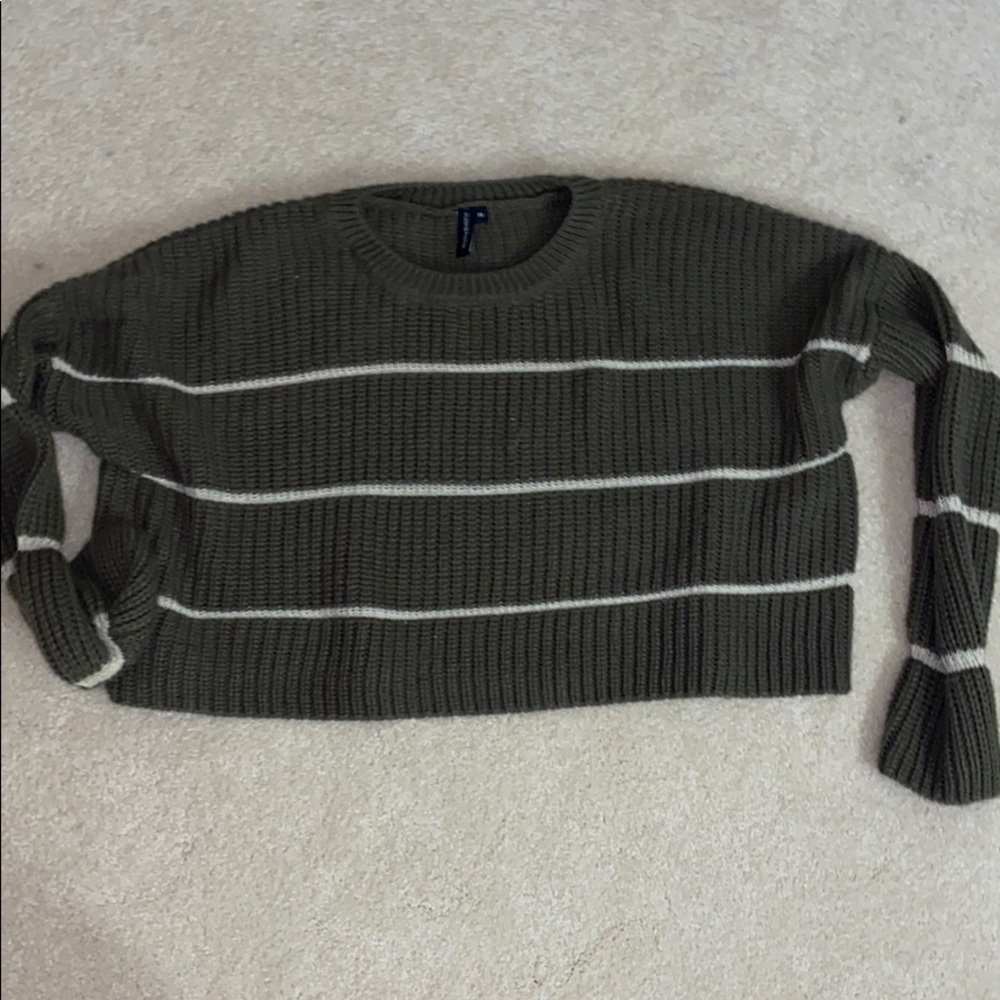 Green and white stripped sweater